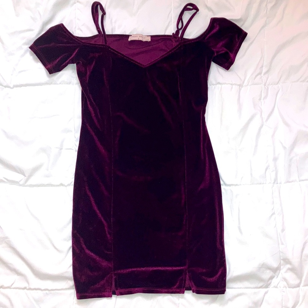 Burgundy short dress